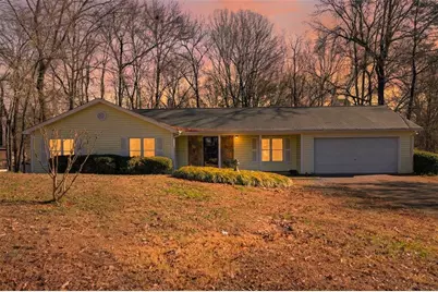 564 Mill Run Place, Lawrenceville, GA 30046 - Photo 2