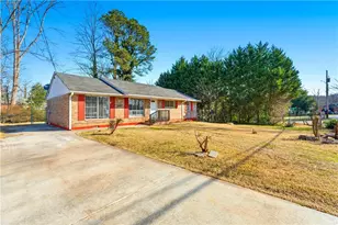 850 King Rd, Jonesboro, GA 30236 - Photo 2