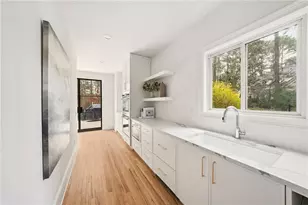 6025 Carlisle Ln, Johns Creek, GA 30022 - Photo 20