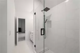 6025 Carlisle Ln, Johns Creek, GA 30022 - Photo 56