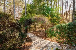 6025 Carlisle Ln, Johns Creek, GA 30022 - Photo 68