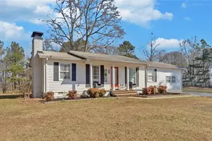 5440 Little Dr, Murrayville, GA 30564 - Photo 2