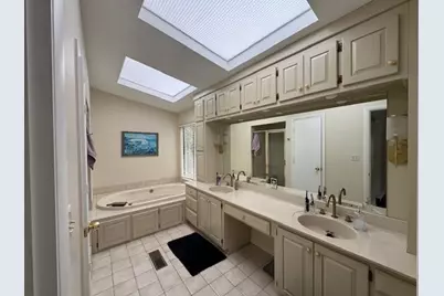 192 Kings Row NE, Marietta, GA 30067 - Photo 12