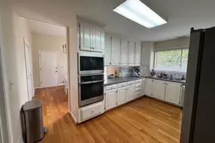 192 Kings Row NE, Marietta, GA 30067 - Photo 6