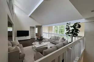 192 Kings Row NE, Marietta, GA 30067 - Photo 4