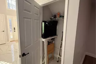 2105 Bentbrooke Trail, Lawrenceville, GA 30043 - Photo 14