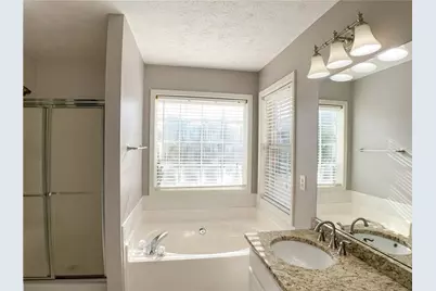 4306 Foxberry Run, Loganville, GA 30052 - Photo 12