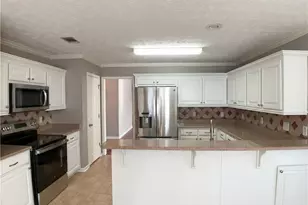 4306 Foxberry Run, Loganville, GA 30052 - Photo 8