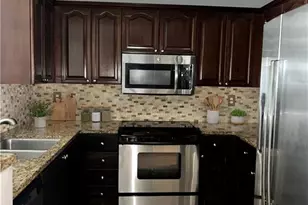 1502 River Green Dr NW, Atlanta, GA 30327 - Photo 2