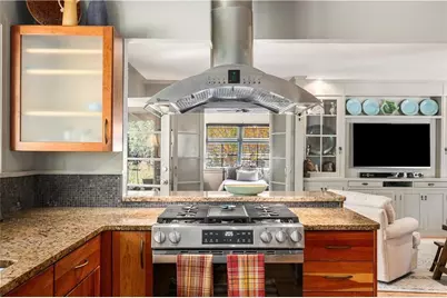 465 Eastland Drive, Decatur, GA 30030 - Photo 6