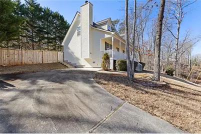 6720 Honeysuckle Lane, Gainesville, GA 30506 - Photo 2