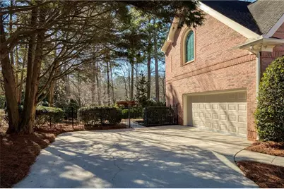 1040 Admiral Crossing, Alpharetta, GA 30005 - Photo 58