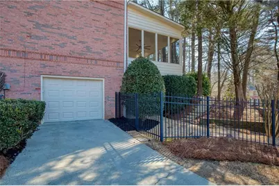 1040 Admiral Crossing, Alpharetta, GA 30005 - Photo 54