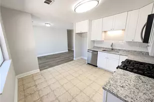 1355 Fernhill Dr, Lawrenceville, GA 30044 - Photo 12