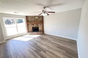 1355 Fernhill Dr, Lawrenceville, GA 30044 - Photo 8