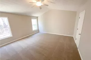 2120 Village Green Dr, Fairburn, GA 30213 - Photo 4