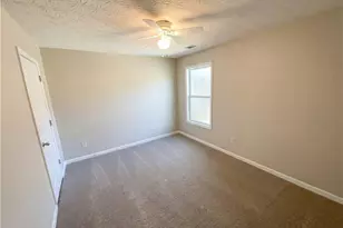 2120 Village Green Dr, Fairburn, GA 30213 - Photo 14