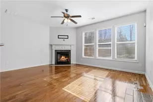 5675 Falls Landing Dr, Cumming, GA 30040 - Photo 4