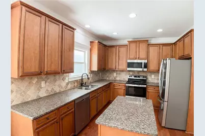 225 Lily Cove Drive, Loganville, GA 30052 - Photo 2