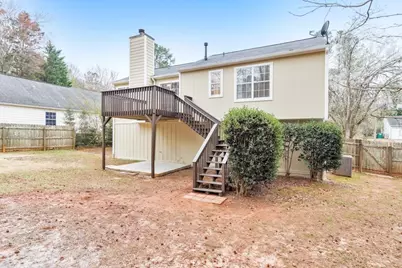 1818 Crescent Hill Drive NW, Acworth, GA 30102 - Photo 32