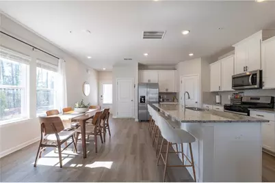 6415 Apalachee Way SE, Smyrna, GA 30126 - Photo 8