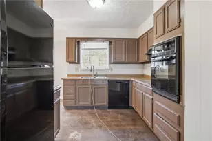 1621 Wesley Way NW, Conyers, GA 30012 - Photo 6