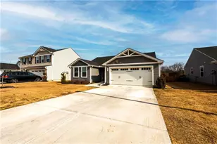 377 Cartecay Dr, Calhoun, GA 30701 - Photo 2