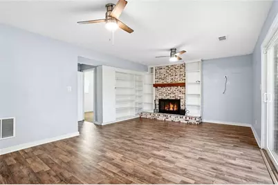 6310 Field Glen Road, Stone Mountain, GA 30087 - Photo 10