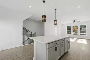 6137 Wayburn St, Tucker, GA 30084 - Photo 6