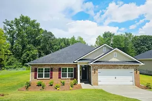 112 Scarlett Pl Dr, Bowdon, GA 30108 - Photo 1