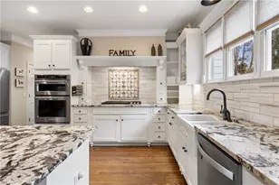 100 Hunting Valley Trail, Cumming, GA 30040 - Photo 16