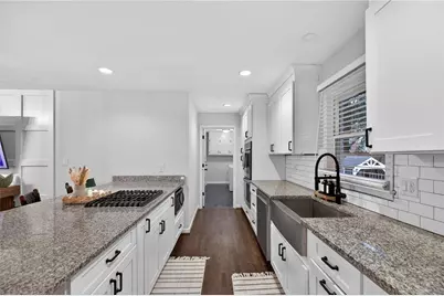 10 Valley Forest Lane SE, Smyrna, GA 30082 - Photo 16