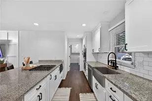 10 Valley Forest Ln SE, Smyrna, GA 30082 - Photo 16