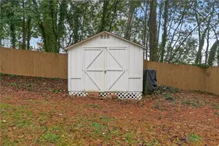 10 Valley Forest Ln SE, Smyrna, GA 30082 - Photo 44