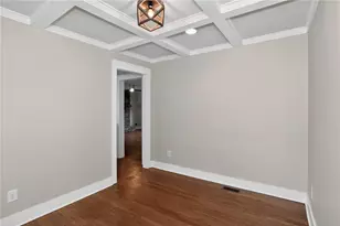 86 Woodstock Rd, Roswell, GA 30075 - Photo 10