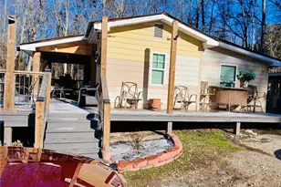 252 Eastbrook Dr, Winder, GA 30680 - Photo 1