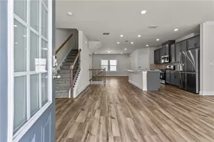 3614 Shore Wood Ave, Lawrenceville, GA 30044 - Photo 2