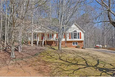 147 Springwater Trace, Woodstock, GA 30188 - Photo 2