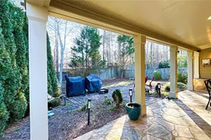 1951 Barrett Knoll Circle NW, Kennesaw, GA 30152 - Photo 26