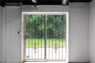 1825 Niskey Lake Rd, Atlanta, GA 30331 - Photo 8