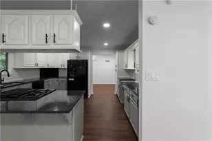 1825 Niskey Lake Rd, Atlanta, GA 30331 - Photo 2