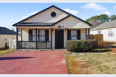 1615 Hallmark Hills Drive, Griffin, GA 30223 - Photo 2