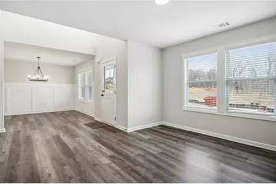 636 Rodeo Drive, Auburn, GA 30011 - Photo 4