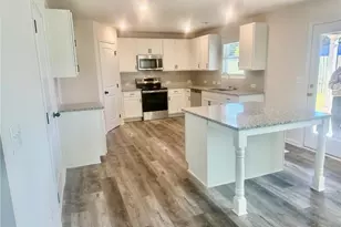 636 Rodeo Dr, Auburn, GA 30011 - Photo 8