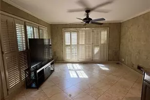 300 Shelli Ln, Roswell, GA 30075 - Photo 10