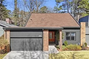 210 Leeward Ln, Roswell, GA 30076 - Photo 2