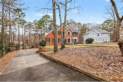 24 Hunters Glen, Carrollton, GA 30116 - Photo 2