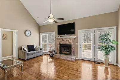 24 Hunters Glen, Carrollton, GA 30116 - Photo 6