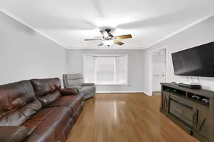 6520 Roswell Rd, Sandy Springs, GA 30328 - Photo 10