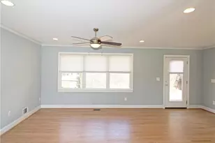 1131 Milmar Dr NW, Atlanta, GA 30327 - Photo 8